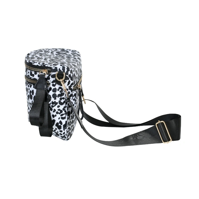 Cangurera con estampado de leopardo